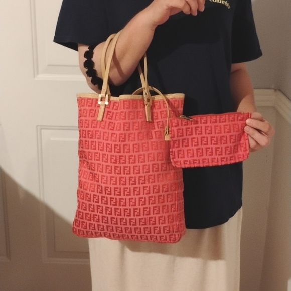 SALE! Authentic FENDI Vintage Zucchino Hand Bag Purse Canvas/Leather Pink/Red - Picture 2 of 14